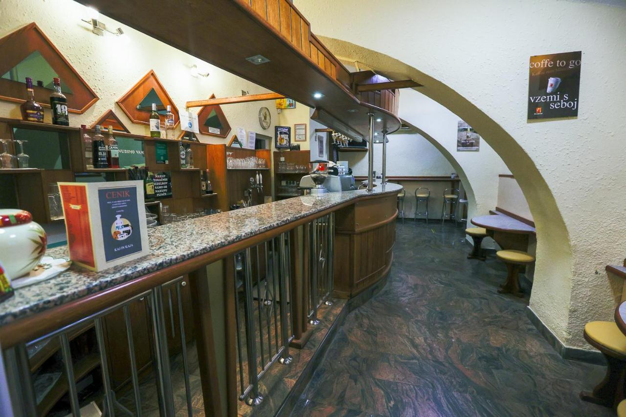 Hostel - Rooms Kaj & Kaja Orehova vas Екстериор снимка